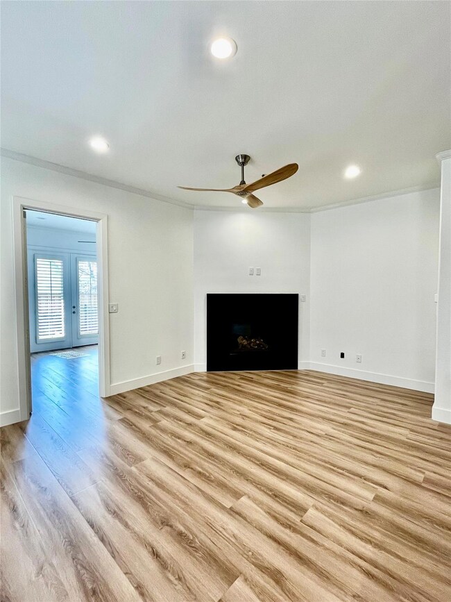 5808 Mccommas Blvd unit A105, Dallas, TX 75206 - photo 2