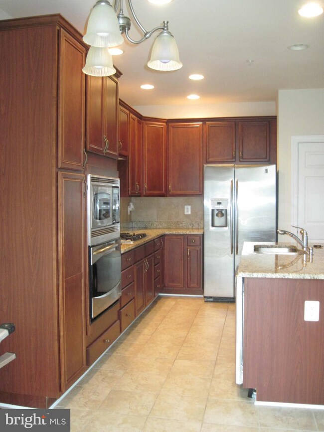 22432 Brick Haven Way, Clarksburg, MD 20871 - photo 6