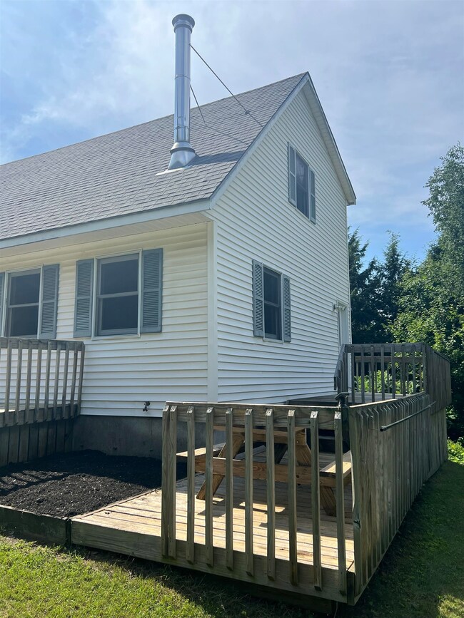 132 Lumbra Rd, Sheldon, VT 05483 - photo 3