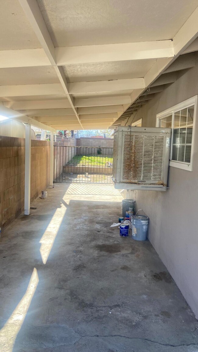 37877 Robina Ave, Palmdale, CA 93550 - photo 2