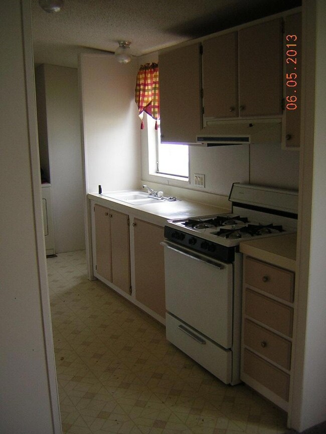 1850 Columbus Ave, McKinleyville, CA 95519 - photo 3