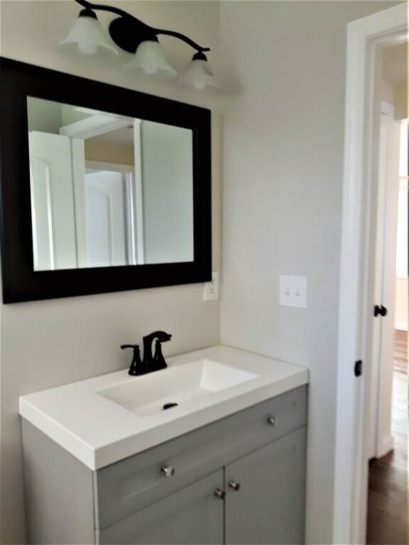 192 Reservoir St, Holden, MA 01520 - photo 6