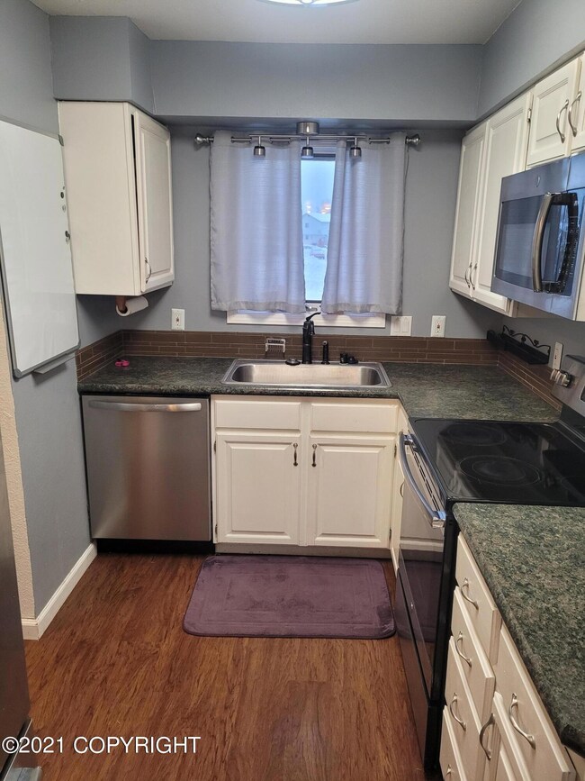 Kitchen 2