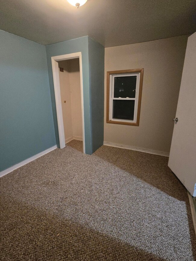 3229 7th St, Muskegon, MI 49444 - photo 6