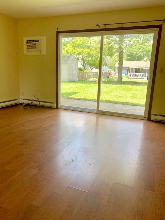 1927 W Illinois Ave unit 29, Aurora, IL 60506 - photo 4