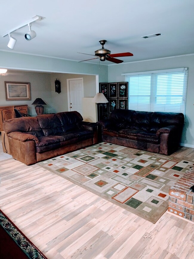 5606 Whispering Pine Cir, Dothan, AL 36303 - photo 3