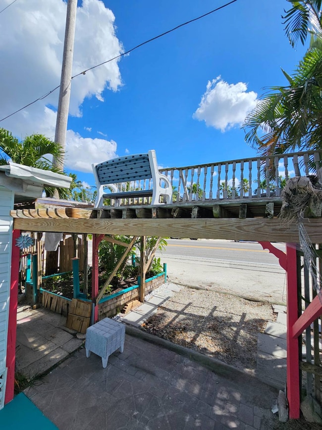 4500 Pine Island Rd NW unit 39, Matlacha, FL 33993 - photo 4