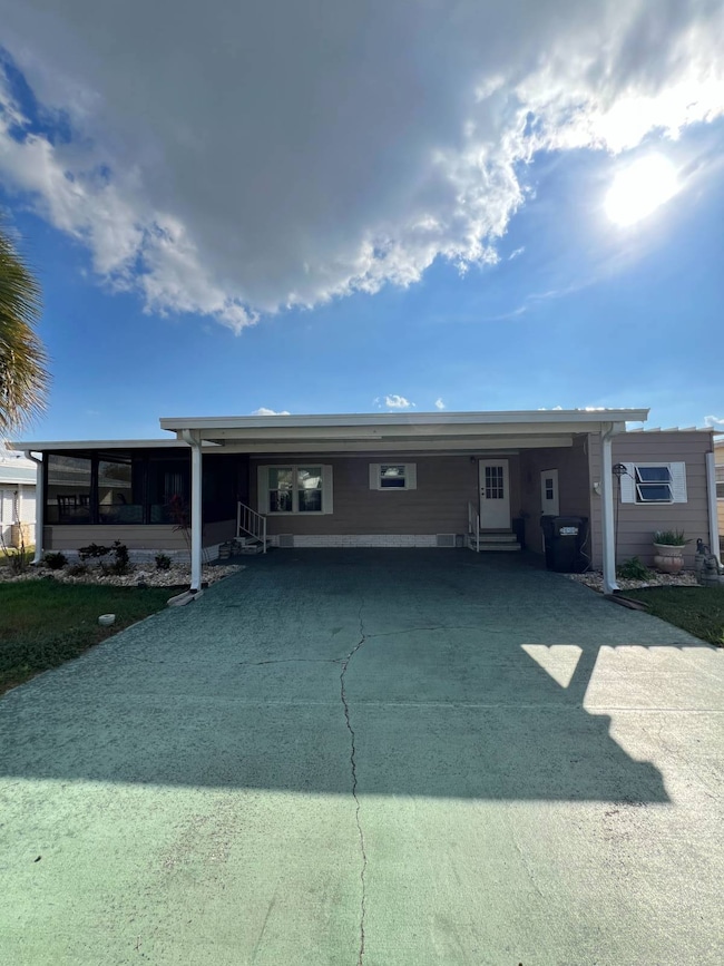 109 Greenview Dr, Winter Haven, FL 33881 - photo 4