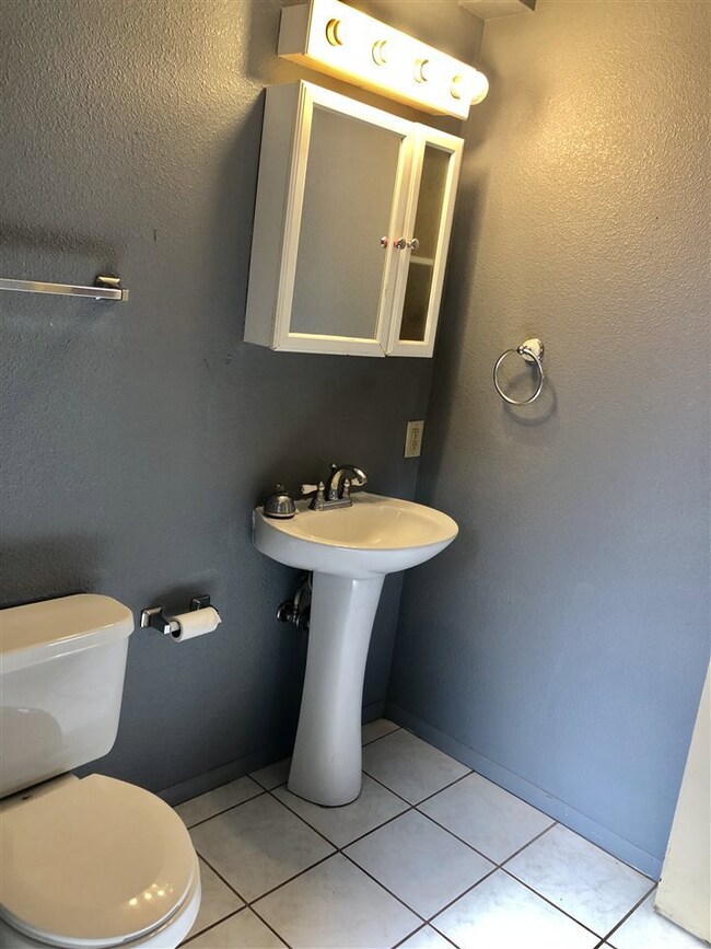 1009 Arapaho Trail, Alamogordo, NM 88310 - photo 7