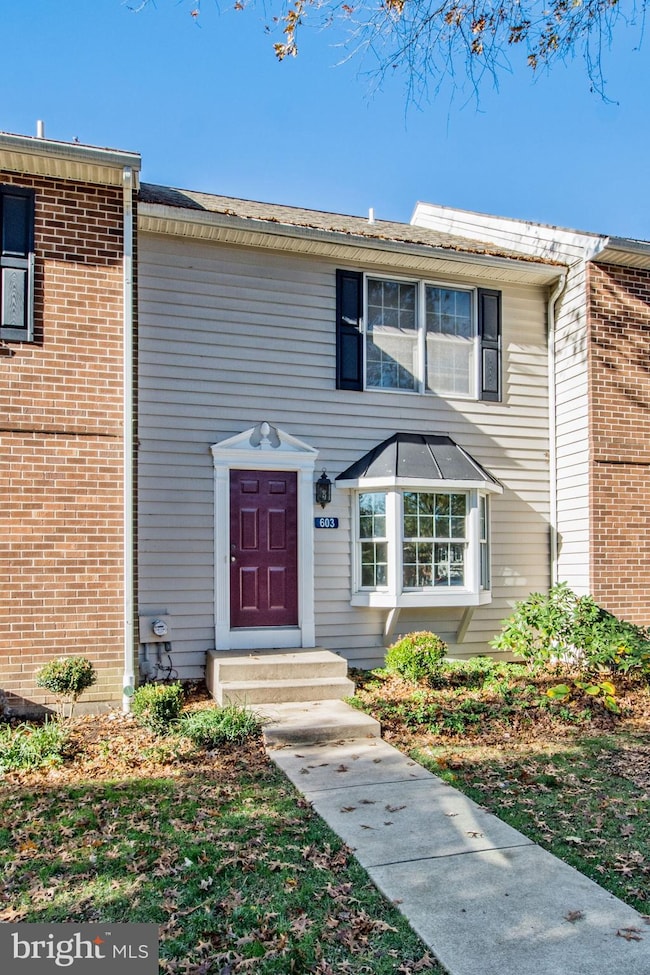 603 Meadow Ct, Glen Mills, PA 19342 - photo 2