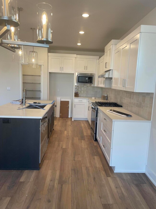 4721 SW Badger Creek Dr unit Homesite 20, Redmond, OR 97756 - photo 2