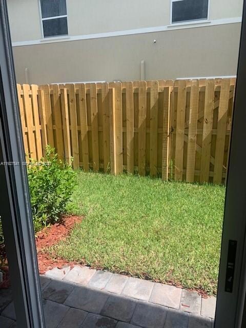 484 NE 5th St unit 484, Florida City, FL 33034 - photo 3