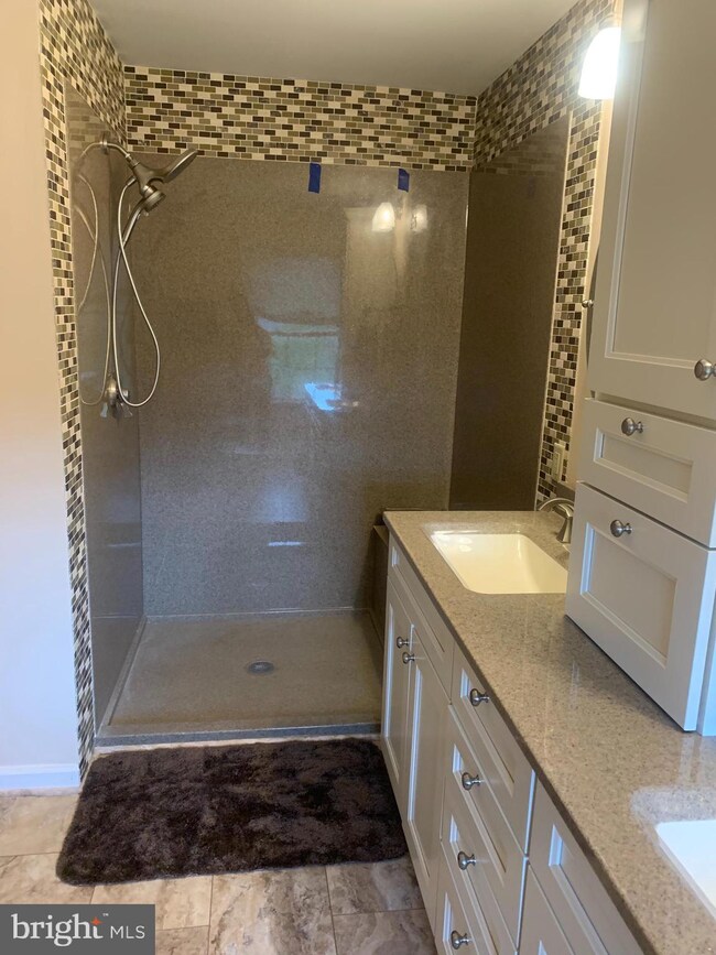 180 Holstein Ln, Toms Brook, VA 22660 - photo 6