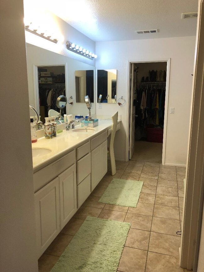 37665 Newbury Place, Palmdale, CA 93552 - photo 6