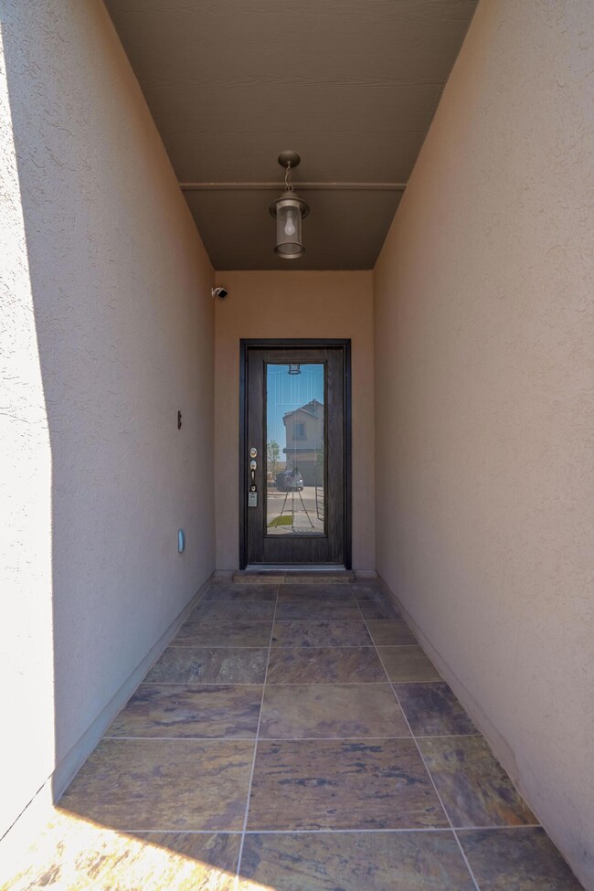 13609 Bradford St, Horizon City, TX 79928 - photo 5