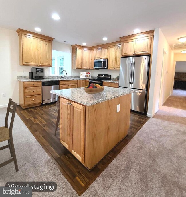 12305 Myterra Way, Herndon, VA 20171 - photo 7