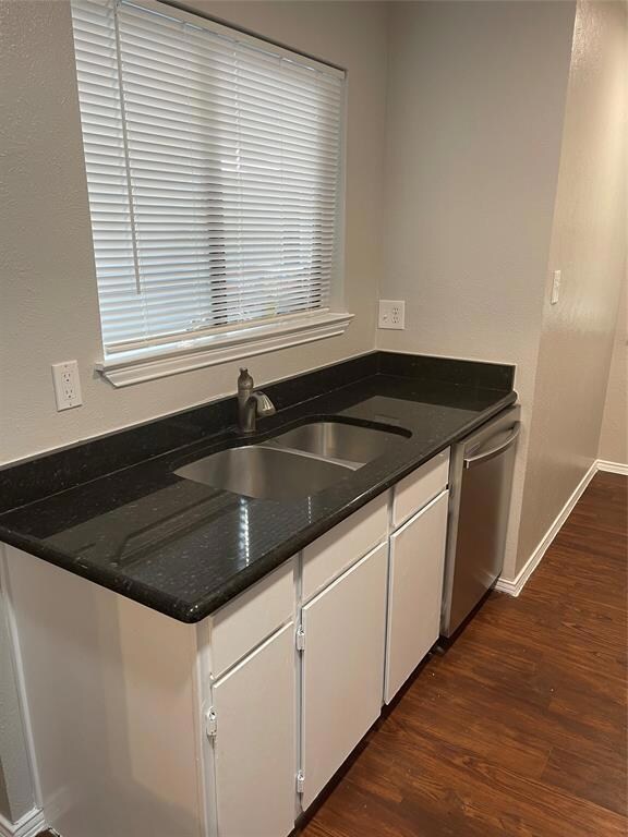 606 Bellaire Dr unit C, Hurst, TX 76053 - photo 6