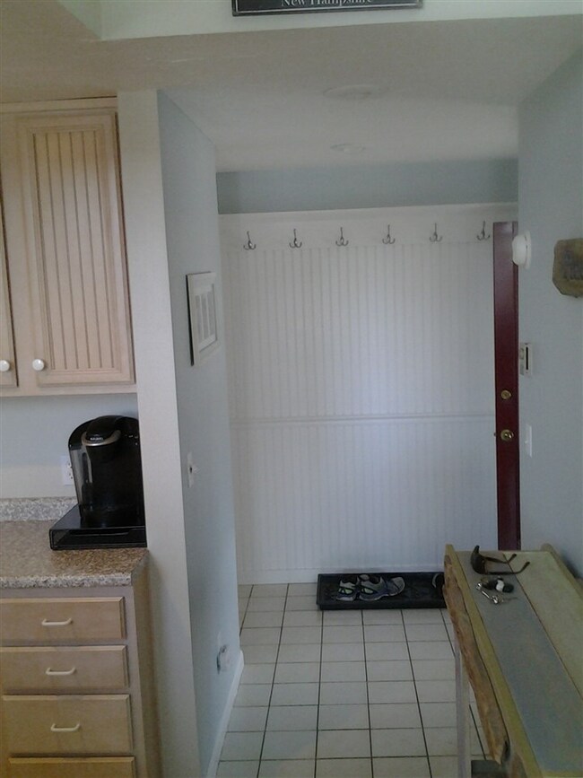 47 Michawanic Rd, Sanbornville, NH 03872 - photo 2