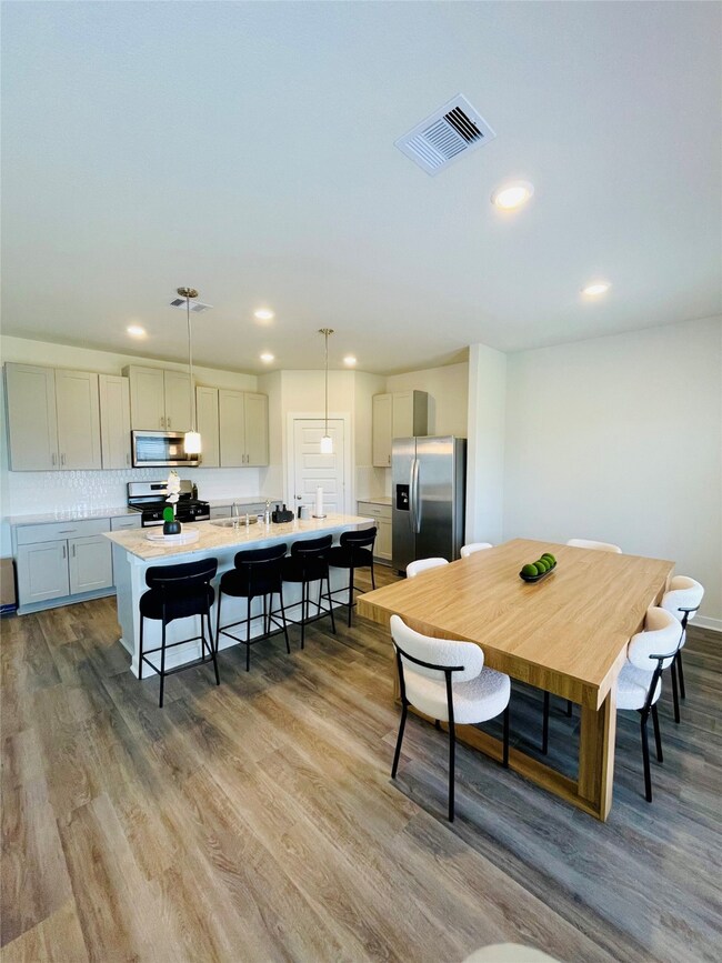 16628 Sterling Cliff St, Conroe, TX 77302 - photo 6