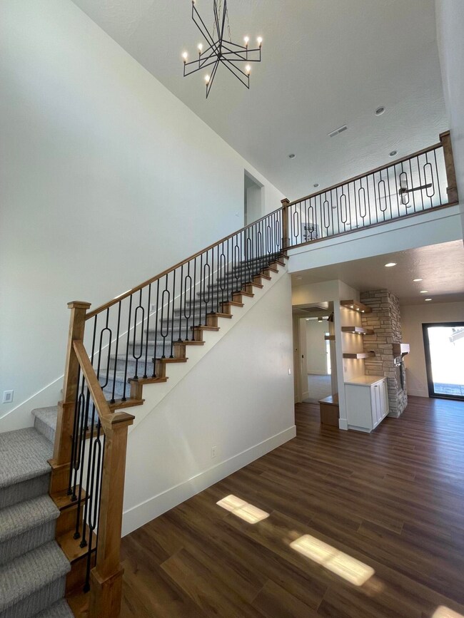 2827 E Rowan Ln, Saint George, UT 84790 - photo 6