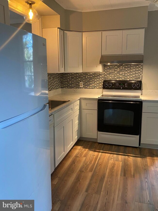 551 Hartford Rd unit RD2, Moorestown, NJ 08057 - photo 6