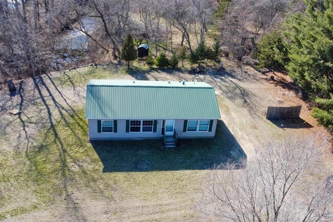 3679 Lakeshore Rd, Deckerville, MI 48427 | MLS# 50137109 | Homes.com