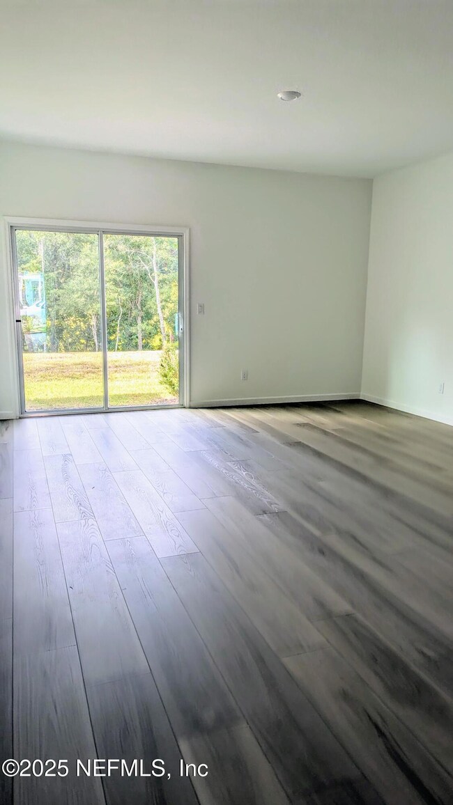 559 Holly Lakes Dr, Orange Park, FL 32073 - photo 7