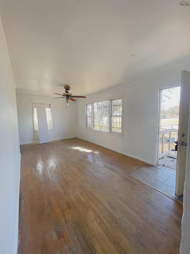 1505 Smith St, Wichita Falls, TX 76301 - photo 4