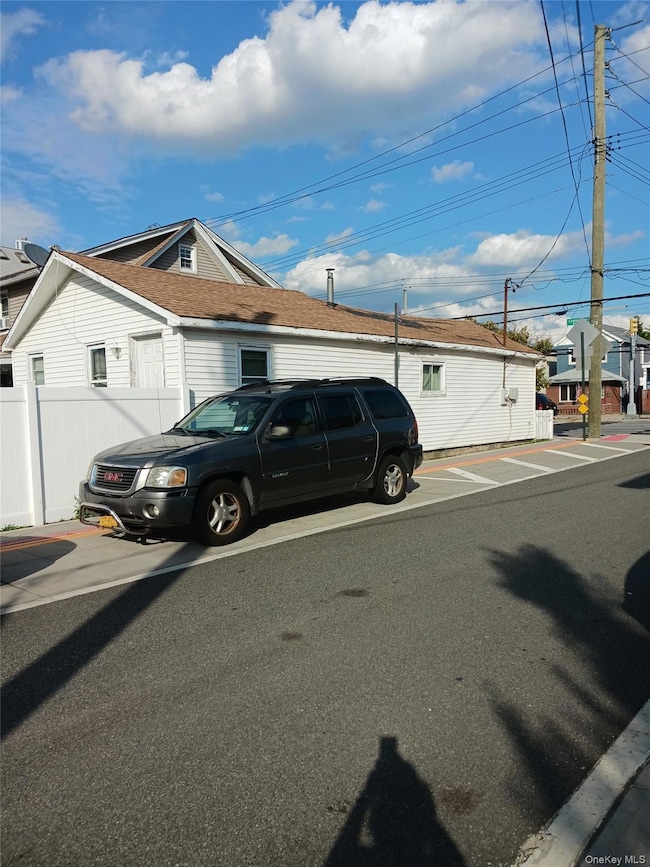 1317 Cross Bay Blvd, Broad Channel, NY 11693 - photo 5