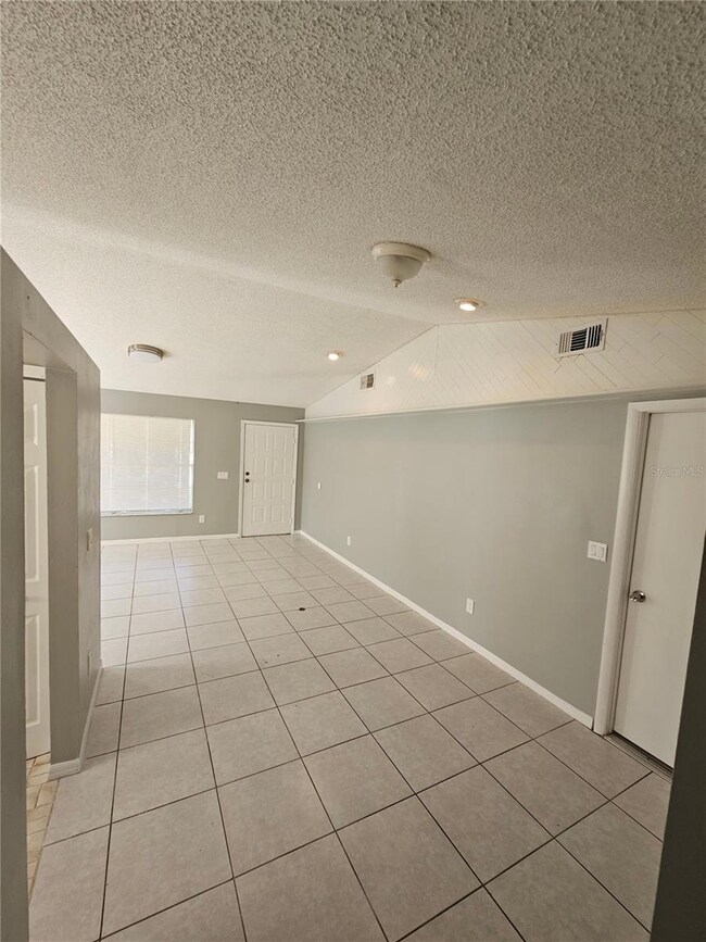 1213 Roma Ct, Orlando, FL 32825 - photo 6