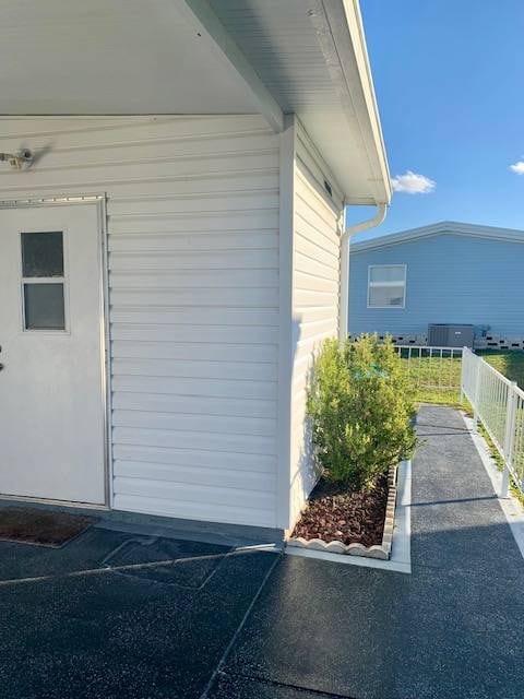 5928 Utopia Dr, Zephyrhills, FL 33540 - photo 5