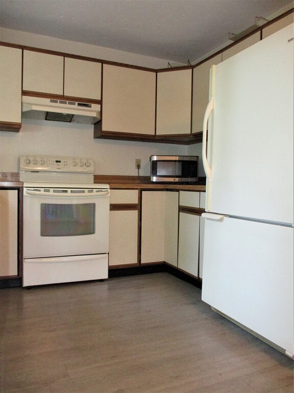 6 Westborough St, Worcester, MA 01604 - photo 5