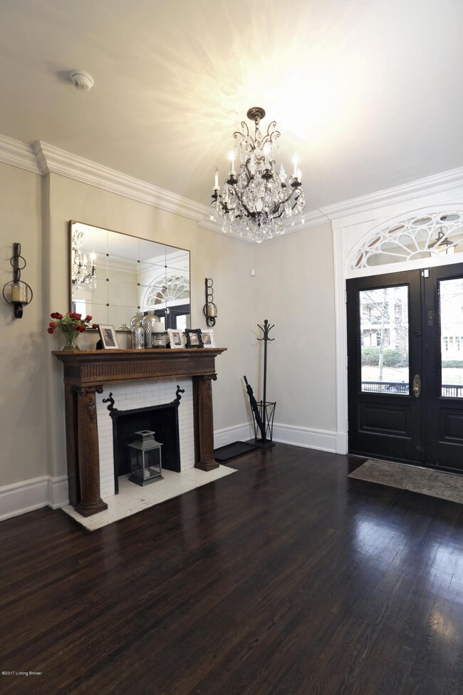 1319 Cherokee Rd, Louisville, KY 40204 - photo 2