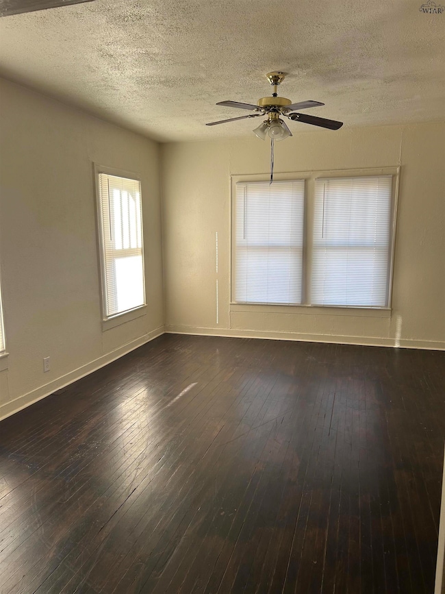 1643 Pearl Ave unit front house only, Wichita Falls, TX 76301 - photo 6