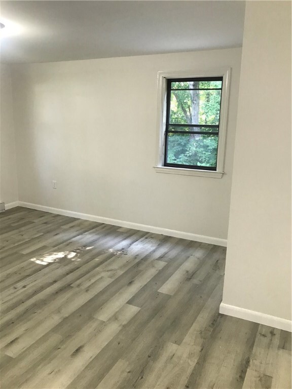 25 Faxon St, West Warwick, RI 02893 - photo 4