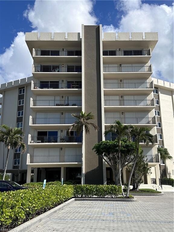 2150 Gulf Shore Blvd N unit 609, Naples, FL 34102 - photo 5