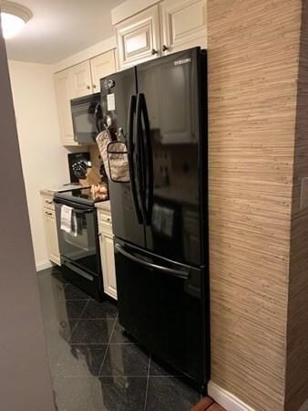 Claridge House Condominiums unit 507, Brighton, MA 02135 - photo 2