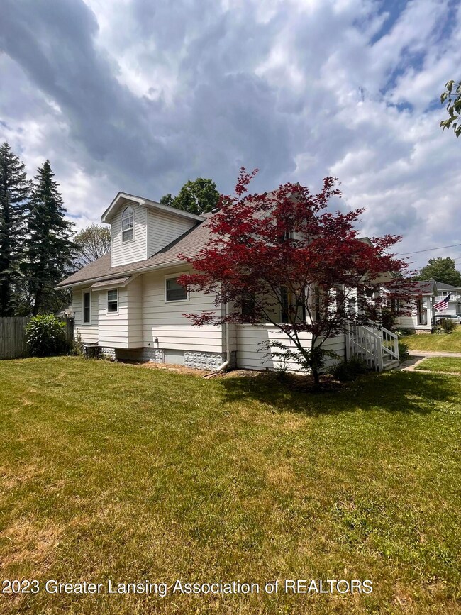 1973 Chestnut St, Holt, MI 48842 - photo 6