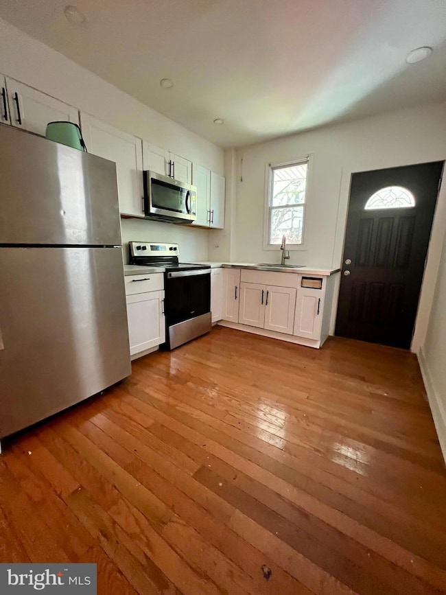 1543 S Lecount St, Philadelphia, PA 19146 - photo 6