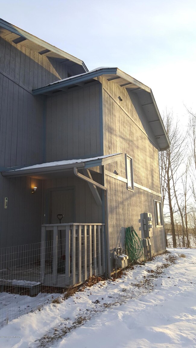 Exterior (2)