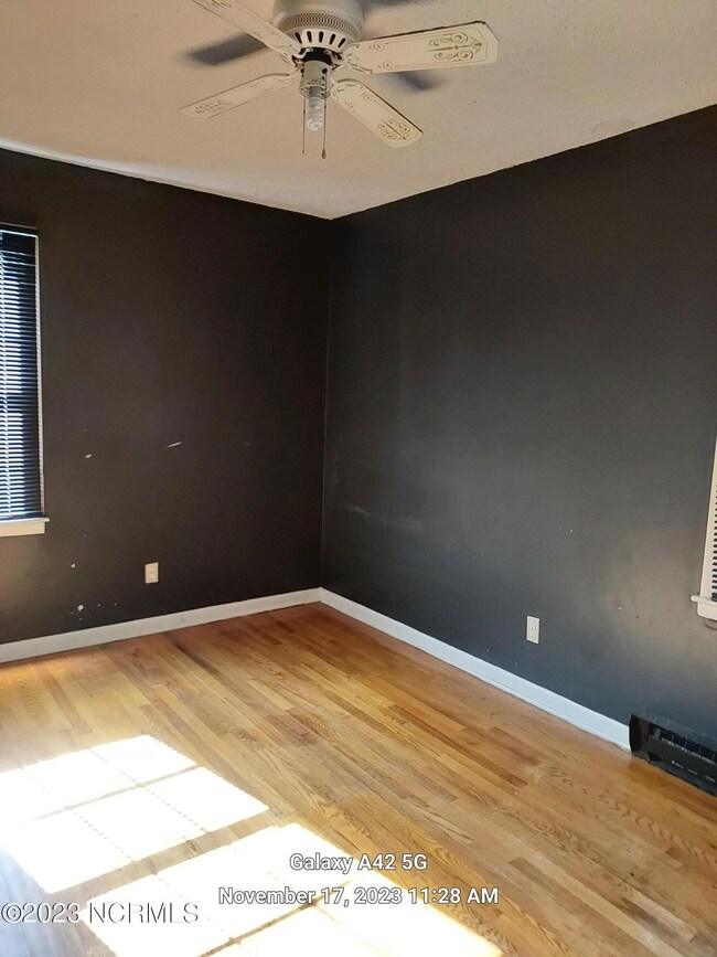 500 Hillcrest Ave, Winterville, NC 28590 - photo 7