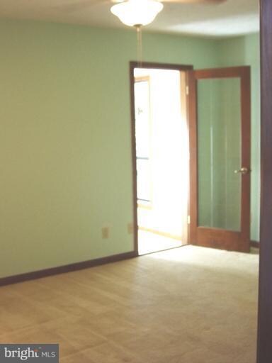 23226 Scotch Pine Ct, California, MD 20619 - photo 4