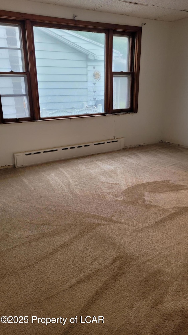 D- LIVING ROOM