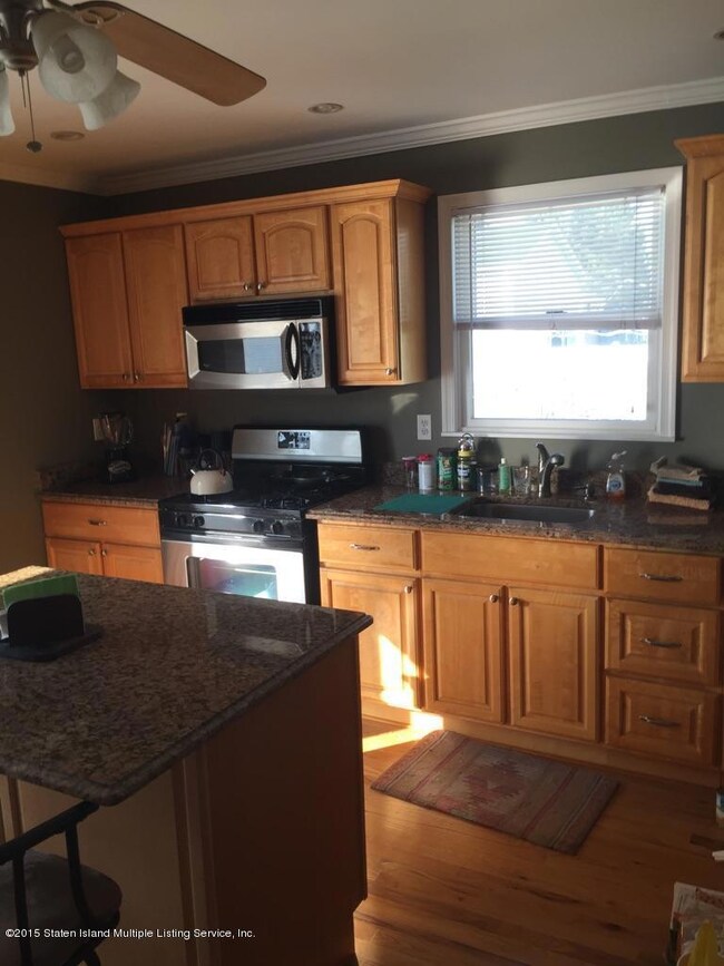 254 Melvin Ave unit 256, Staten Island, NY 10314 - photo 3