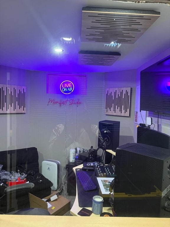 22 Keith St, Middleboro, MA 02346 - photo 7