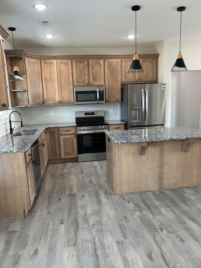 813 N Allen 14