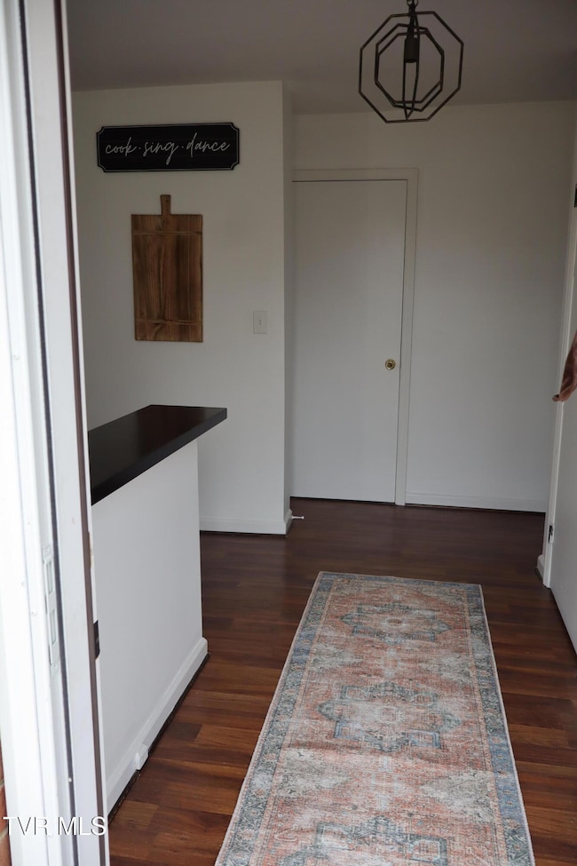 1207 Woodside Dr, Johnson City, TN 37604 - photo 6