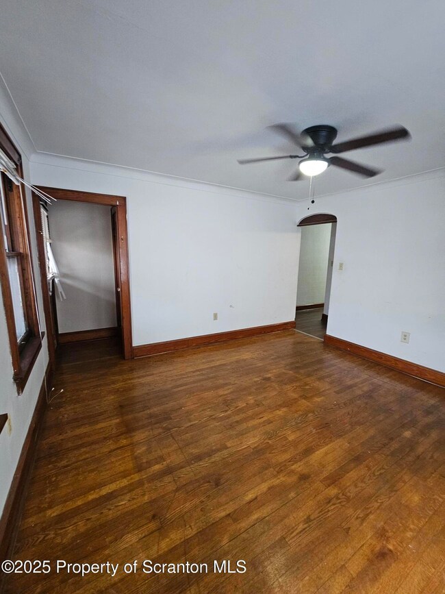 532 Alder St unit 2, Scranton, PA 18505 - photo 2
