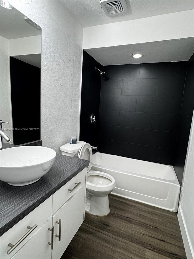 2471 NW 56th Ave unit 3-15, Lauderhill, FL 33313 - photo 7