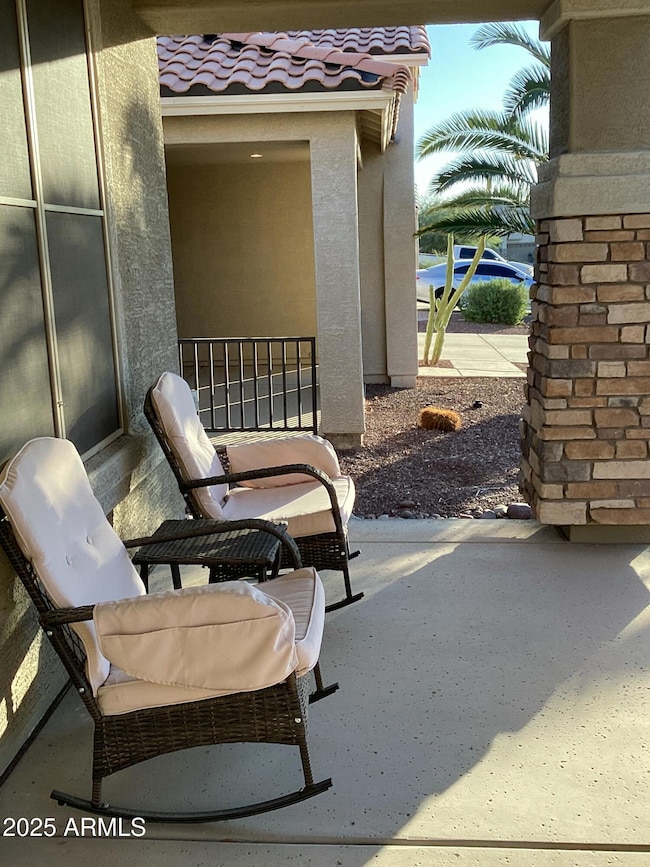 18696 W Illini St, Avondale, AZ 85323 - photo 4